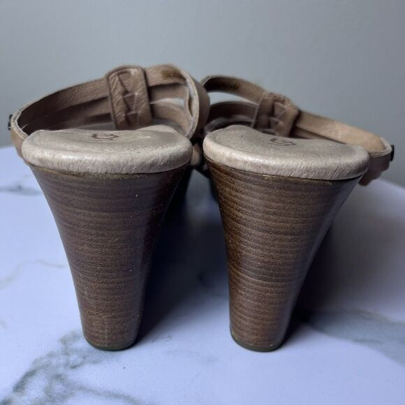 UGG Mattie Brown Leather Wedge Heel Wood Platform Slip On Sandals Size 8.5 - Picture 4 of 7